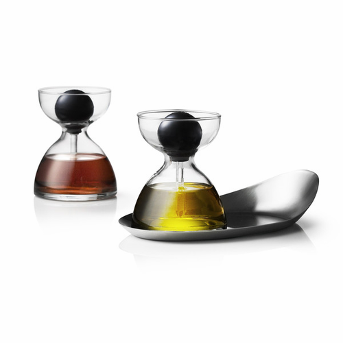 Service huile / vinaigre design Pipette Glass par Lovorika Banovic pour Menu - Danemark - 2005